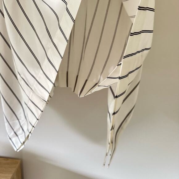 ST. JOHN Asymmetrical Striped Kimono Blouse Bianco/Navy M - Picture 9 of 9